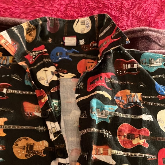 Guitar 🎸 Button Up Shirt - Picture 2 of 4